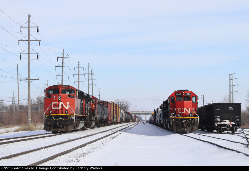 CN 8819 IC 1008